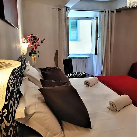 Victoria Hotel 3*