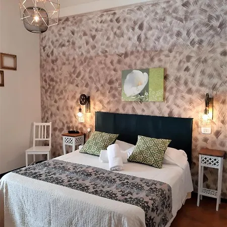Victoria Hotel 3*