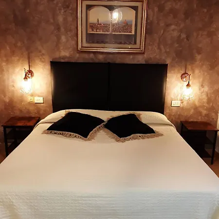 Victoria Hotel 3*