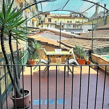 Victoria Hotel 3*