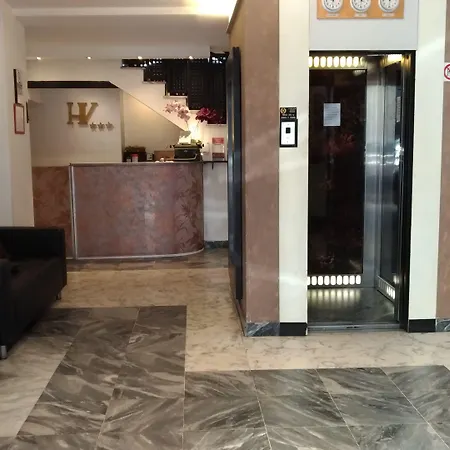 Victoria Hotel